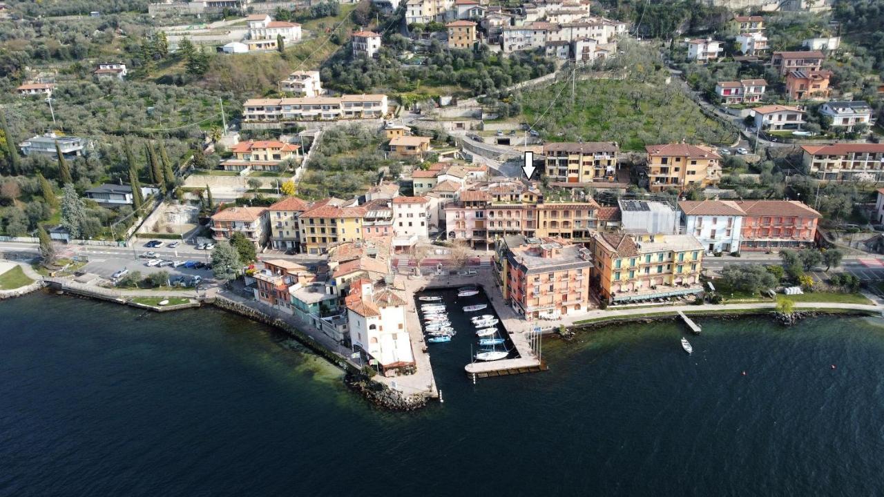 Hotel Sorriso Brenzone sul Garda Exterior photo