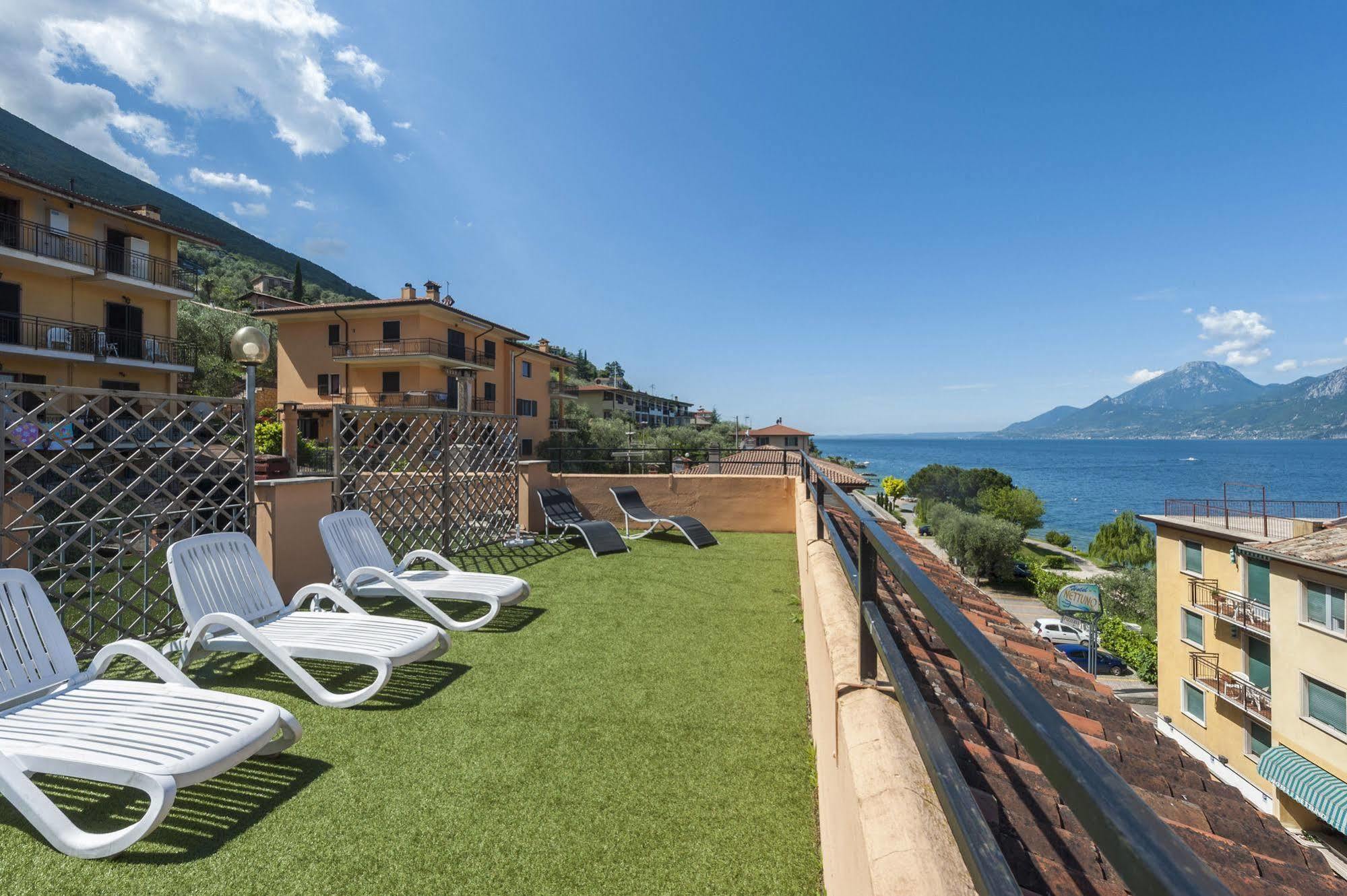 Hotel Sorriso Brenzone sul Garda Exterior photo